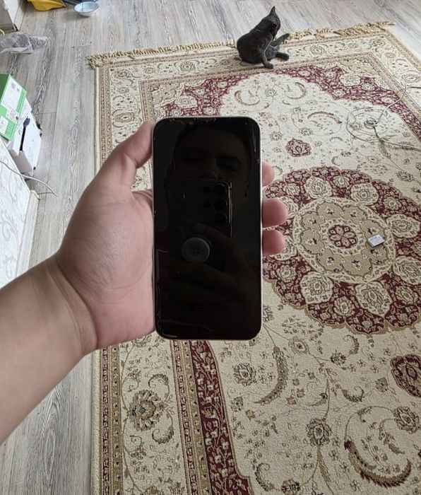 Продаю Iphone 13 white 128gb
