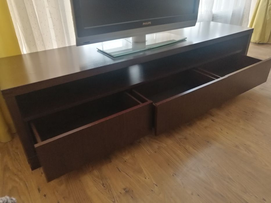 Тумба под телевизор