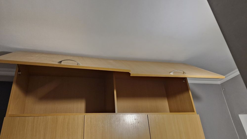 Продается шкаф, торг уместен