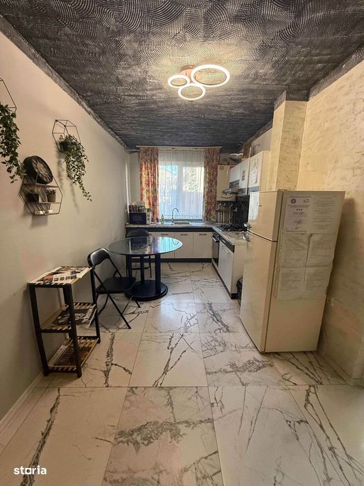 De vânzare apartament 2 camere Renovat
