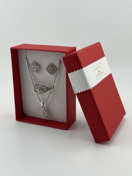 Nabor, bujiteriya karobkalar