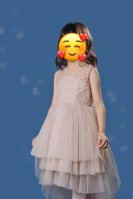 Нарядное платье для девочек