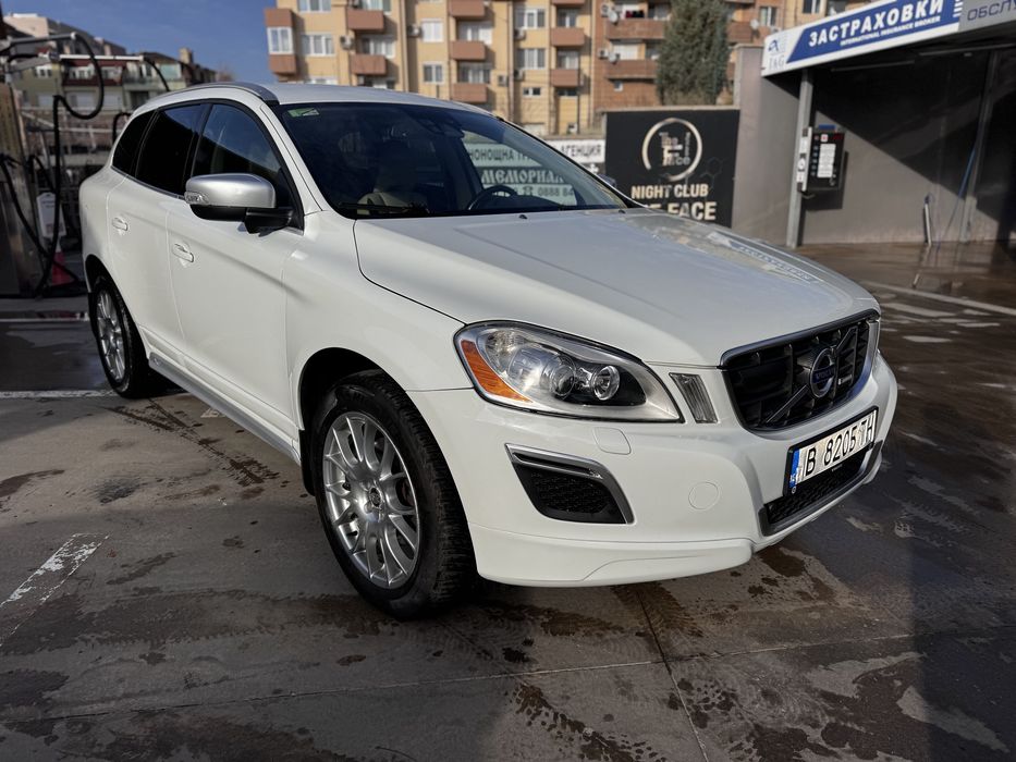 Volvo xc 60 R-design