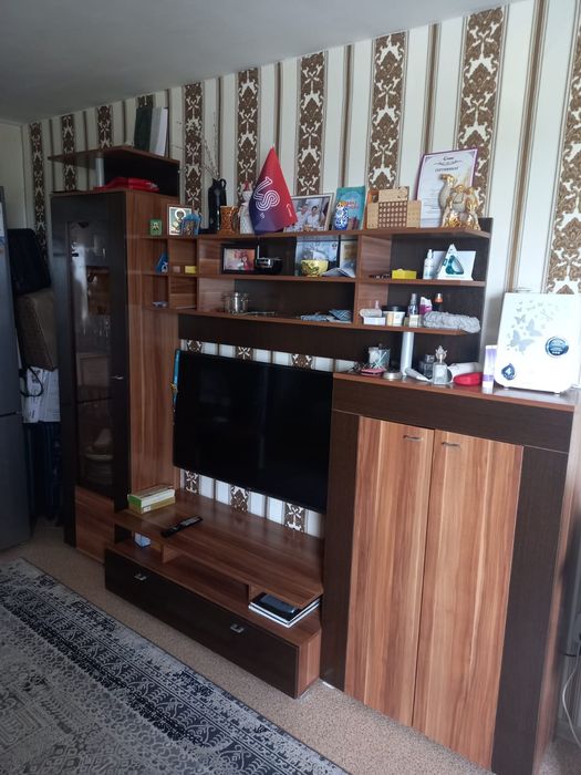 Продам стенку-тумбу