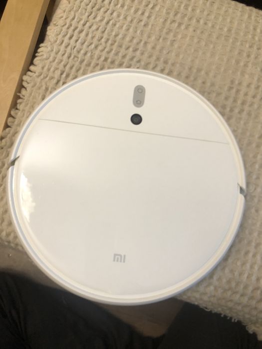 Робот прахосмукачка Xiaomi Mi Robot Vacuum Mop Cleaner, 0.6 л, WI-FI