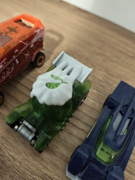 Колички Hot Wheels