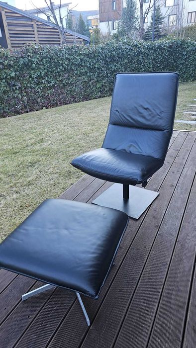 Италиански комплект от естествена кожа  кресло и табуретка