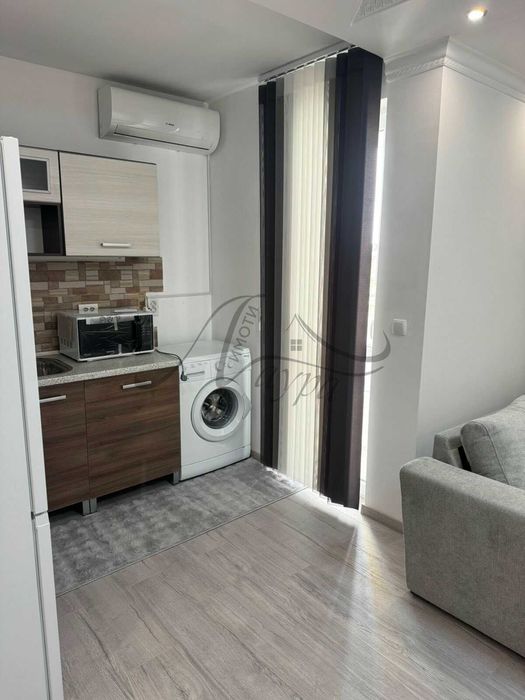 Дава се под наем Двустаен апартамент в Шумен, Център - 65 кв.м за 383.52 € - Снимка #5