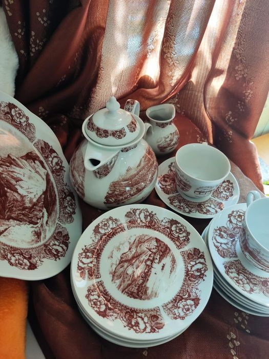 Сервиз чайный...