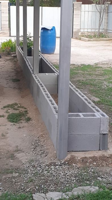 Перегородочный' сплитерный,рваный блок.