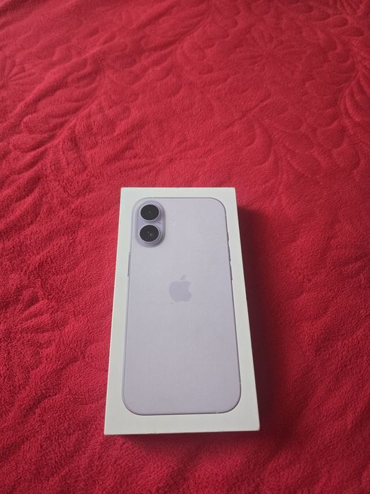 Vand/Schimb iphone 17/ 256 gb Nou