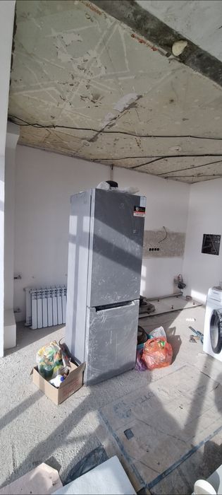 Холодильник сатылады