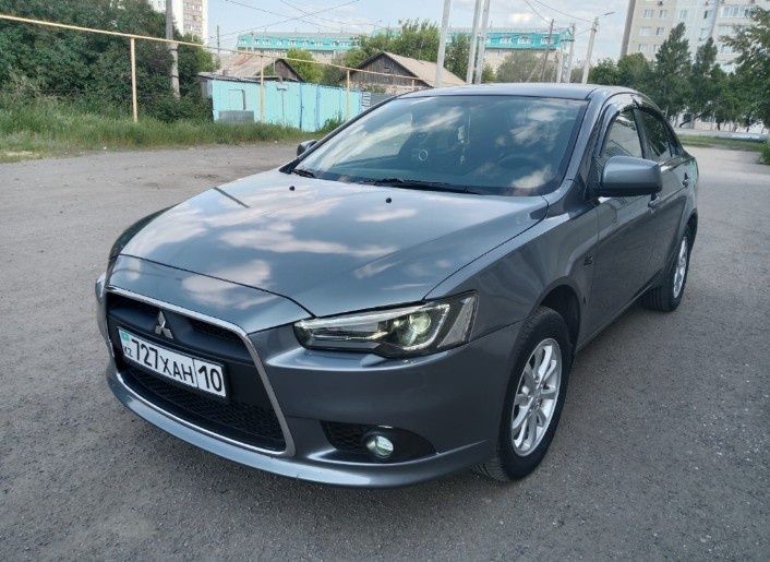Продам Митсубищи Лансер 10 автомат