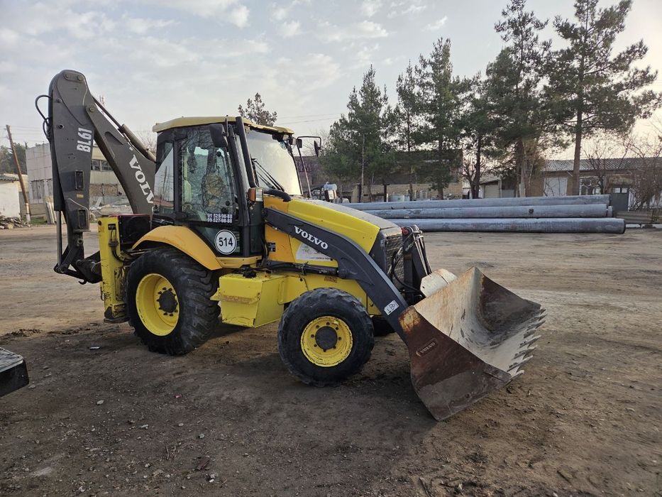 Volvo Bel Ekskvator sotladi