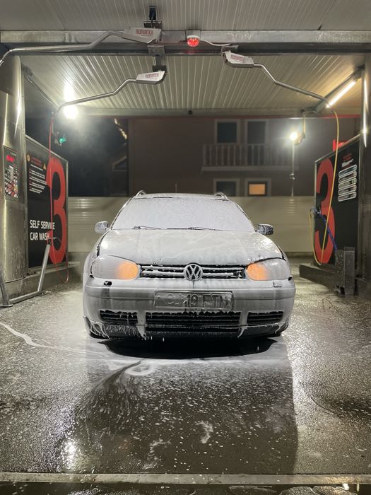 Vand golf 4.  1.9 tdi131cp