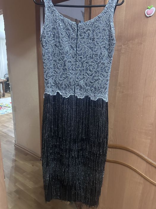 Женское нарядное платье