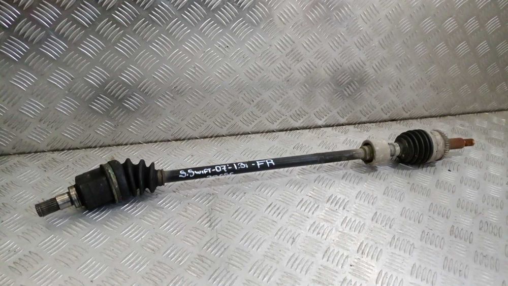 Предни полуоски Suzuki Swift 1.3i 2007г.