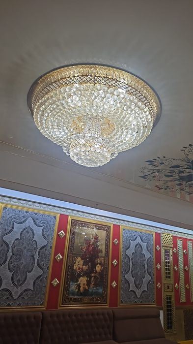 Продается люстры