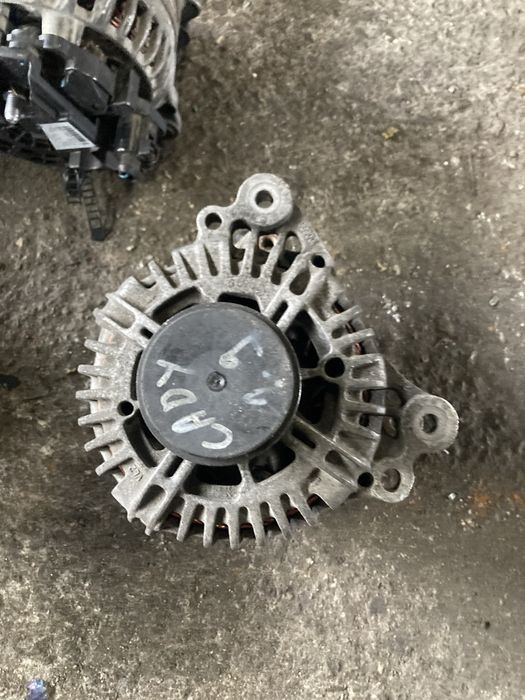 Audi A3 8p Vw golf 5 2.0tdi 140 кс Динамо