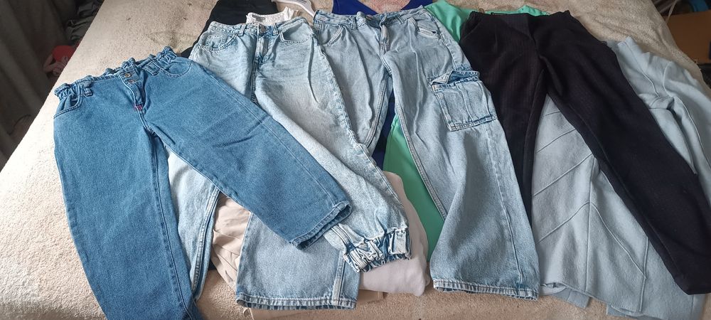 Отдам пакет с вещами