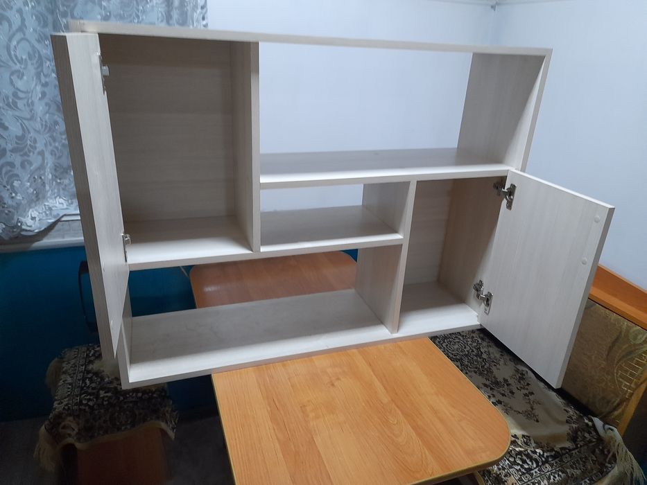 Продам навесной шкаф 100 на 75 см