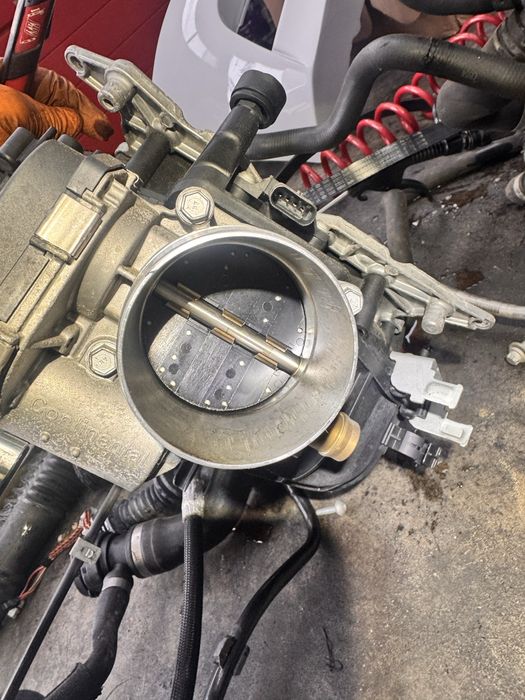 Clapeta acceleratie bmw n20b20 clapeta bmw f1 520i , x5 f15 n20b20