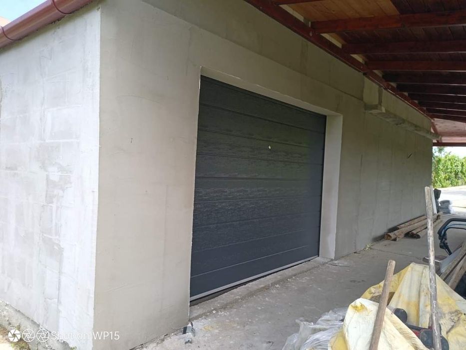 Usi de garaj secționale rezidențiale si industrialle