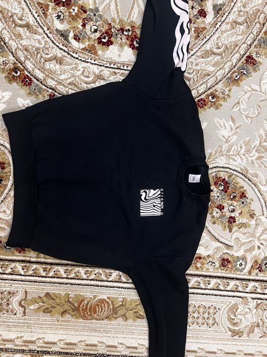 Продам кофту Zara