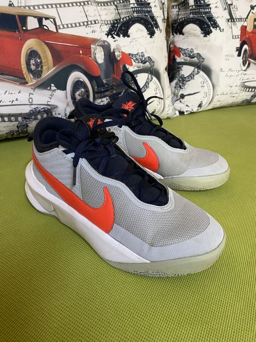 Маратонки Nike Team Hustle D 10