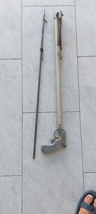 Рыбалка и охота, снасти и арбалет для охоты на рыб