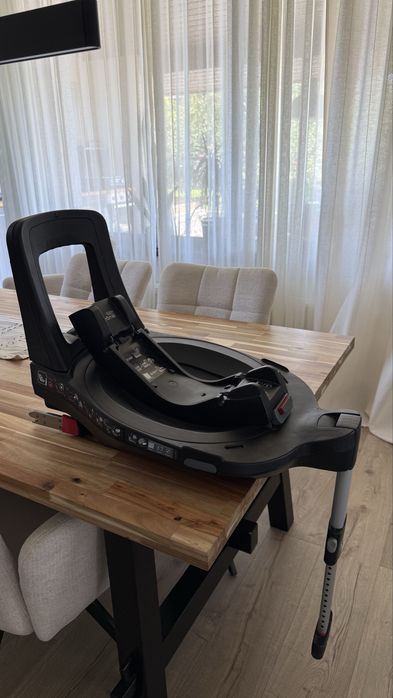 Britax Römer BABY-SAFE 5Z2 + FLEX BASE 5Z – stare impecabilă