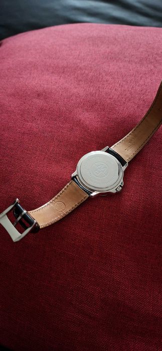 Продавам часовник Raymond Weil в гаранция