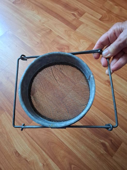 Strecuratori Apicola pentru miere