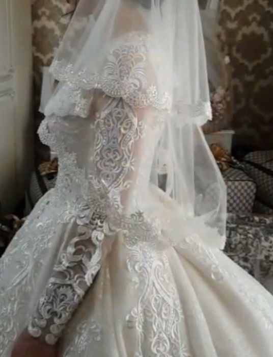 Платье свадебное