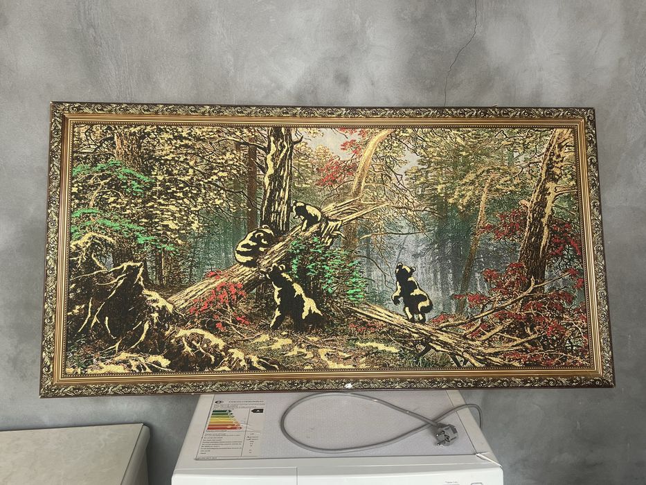 Картина продаю сразу две по одному не продам