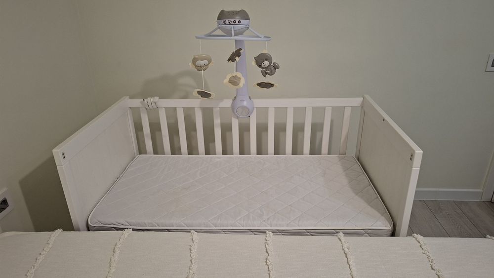 Vand Set Patut bebe din lemn120x60(fara urme de utilizare)