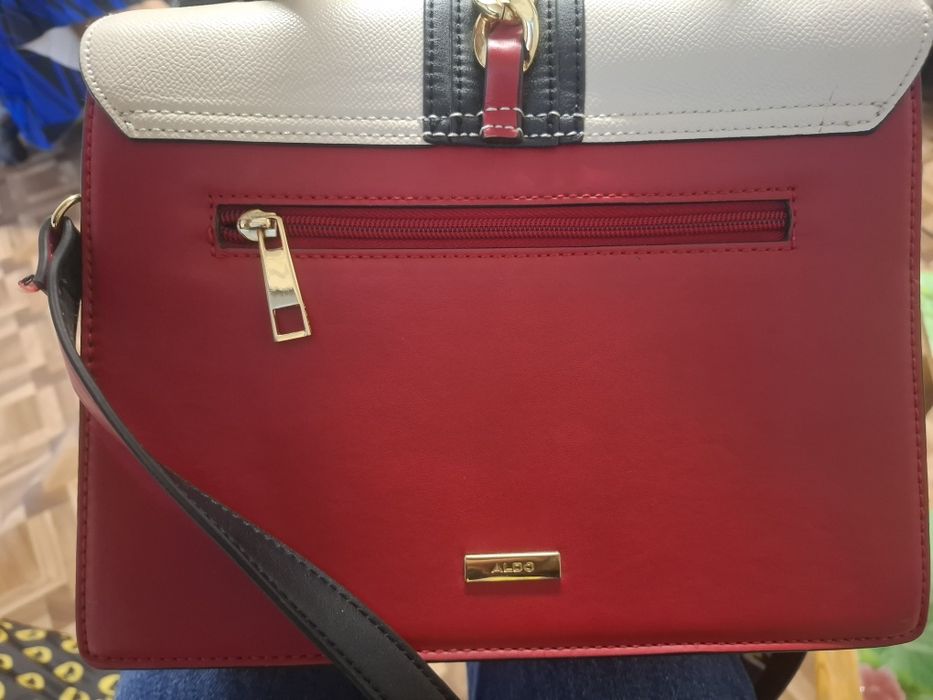 Дамски чанти без забележка