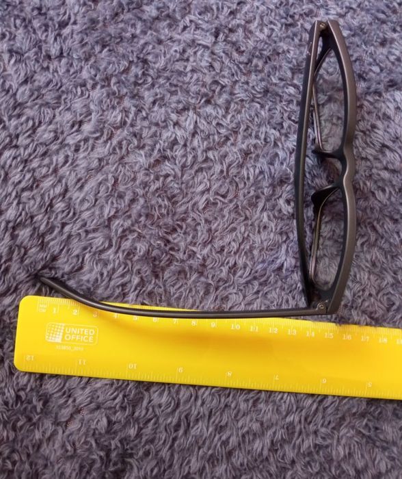 Рамки за очила с калъф