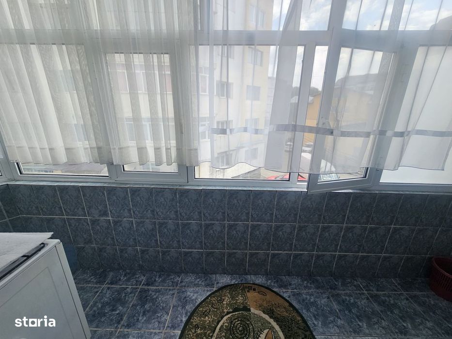 Apartament cu 2 camere de închiriat în Curtea de Argeș.