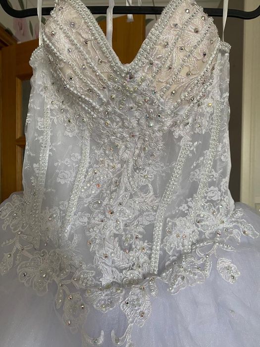 Продается свадебное платье