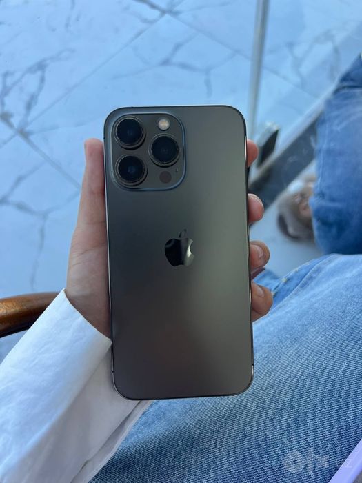 Iphone 13 pro sotiladi holati ideal qiz bola ishlatgan