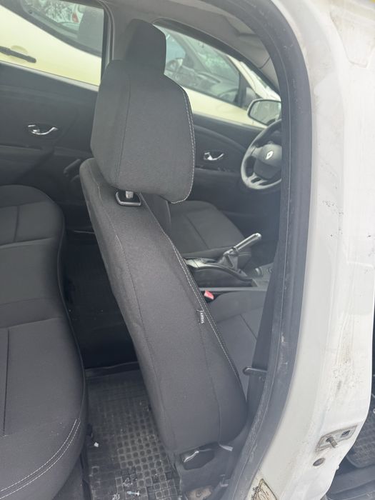 Scaun fata stanga dreapta sofer pasager Renault Fluence