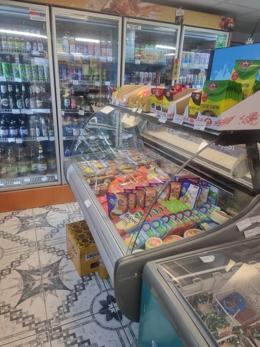 Vand Lada frigorifica pentru mezeluri