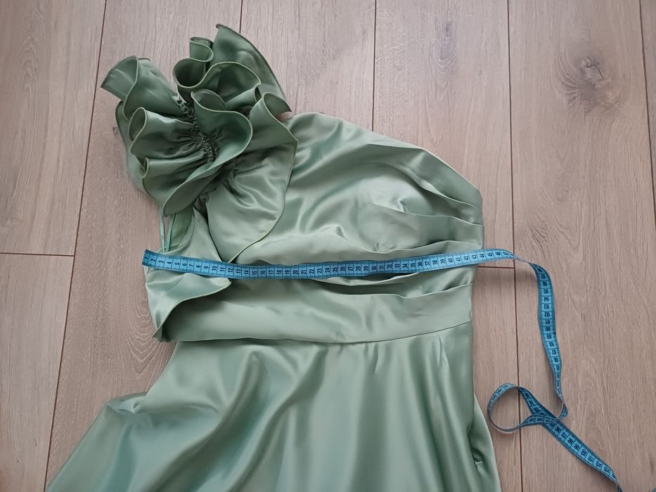 Нова рокля в зелено