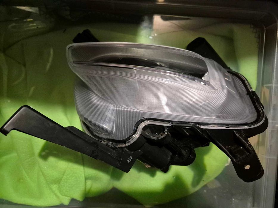 Халоген KIA Ceed 2018-2021 Ляв/Десен 92201J7000/92202J7000