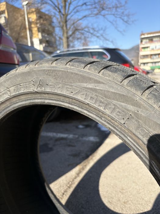 Всесезонна гума 18 цола 245/40