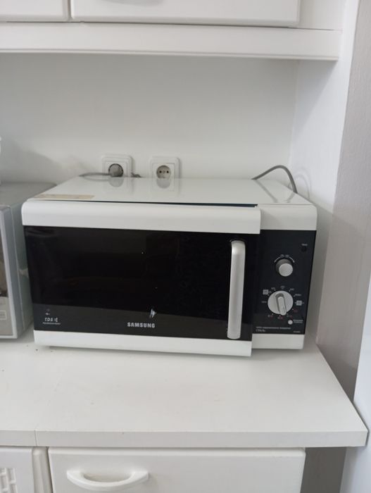 Микроволновая печь