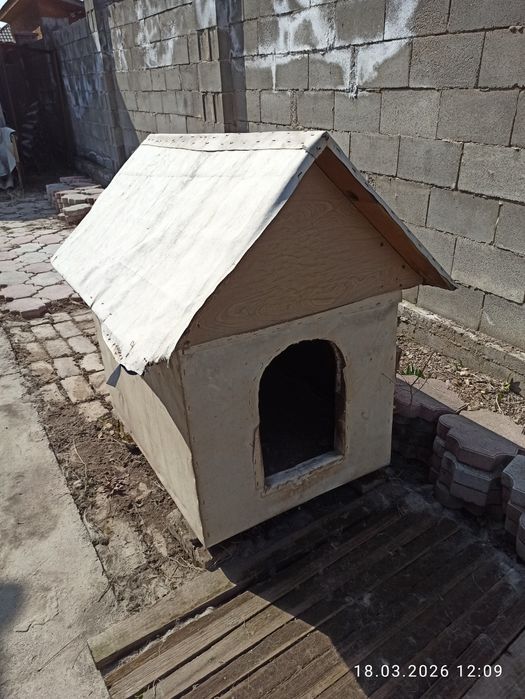 Продам будки для собак