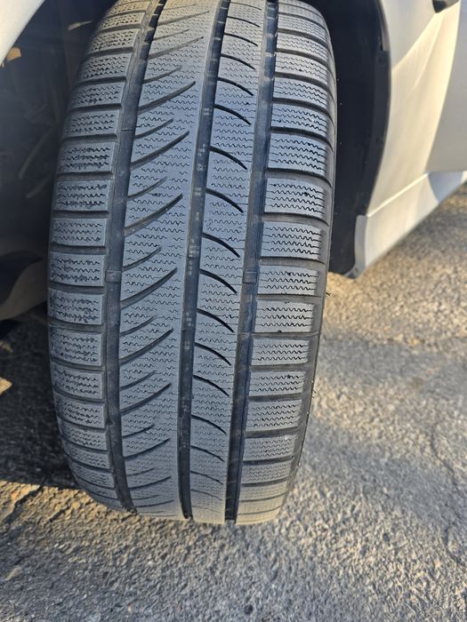 Автомобил bmw 320