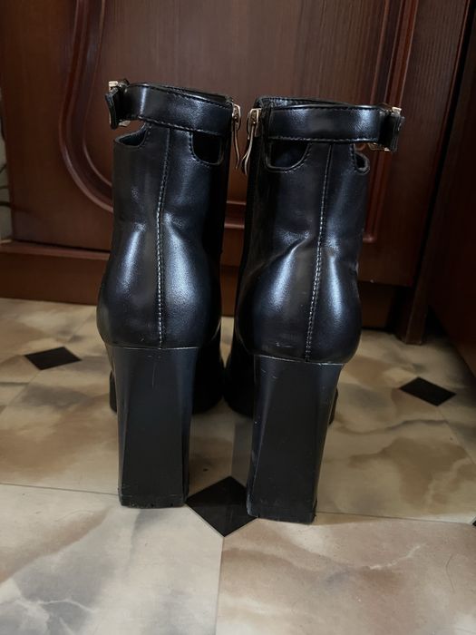 Продам осенние ботильоны